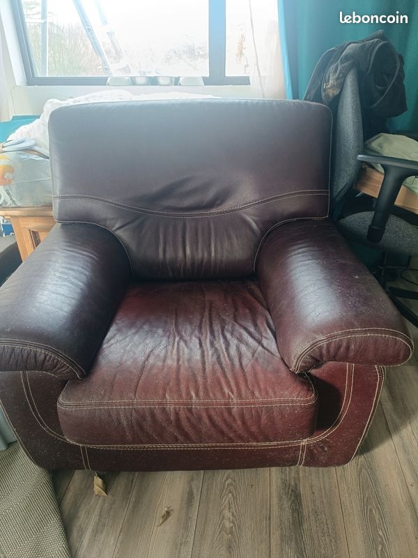 Fauteuil cuir (image 1)