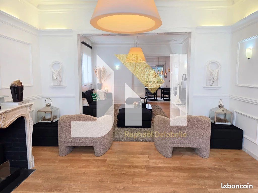 Maison 9 pièces 225 m² · à Valenciennes · 225 m² · 392 000 €