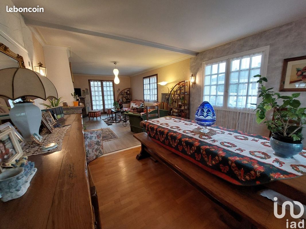 Maison 6 pièces 160 m² - Cognac-la-Forêt 87310 (image principale 5)