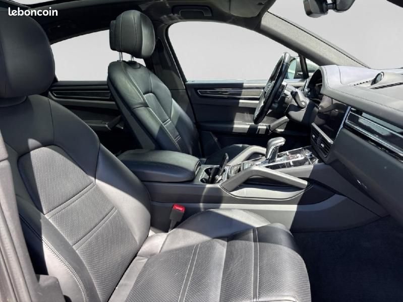 Porsche Cayenne Coupé 3.0 V6 462ch E-Hybrid (image 5)