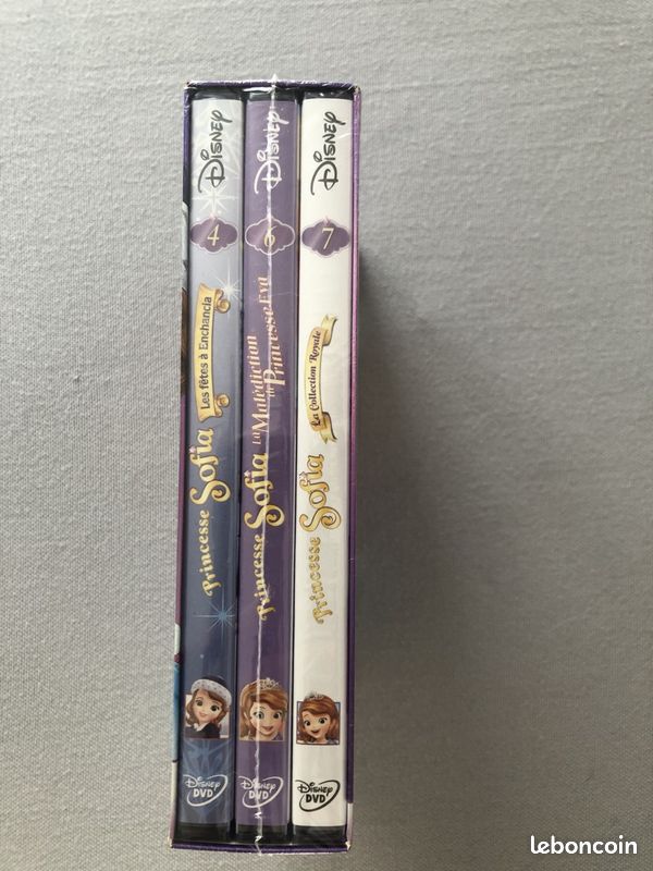 Coffret 3 DVD Princesse Sofia neuf (image 3)