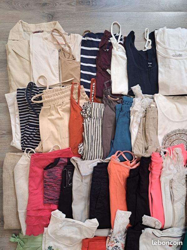 Gros Lot De Vêtements Femme Taille 40/42 - Très Bon état - Vêtements Divers En Polyester