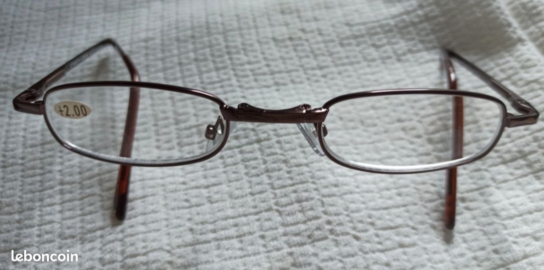 Petite monture lunette pliable Accessoires Bagagerie