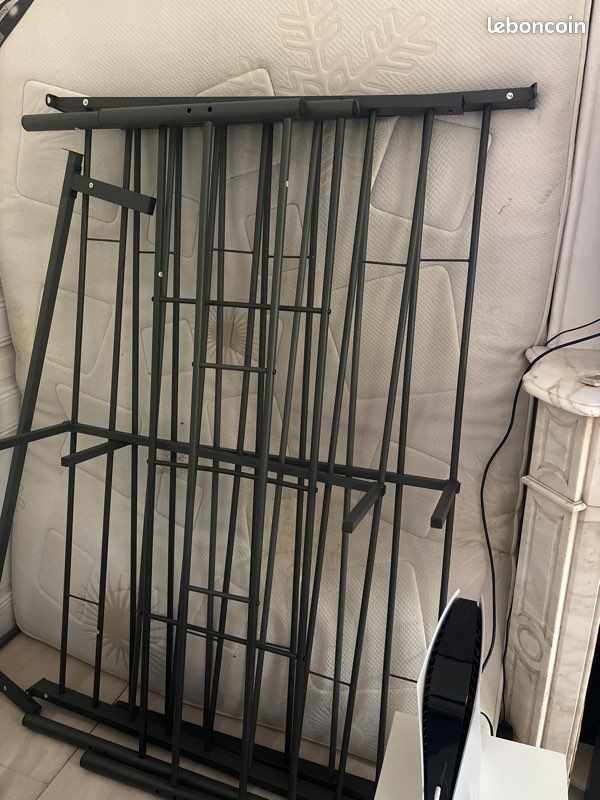 Cadre de lit + Matelas (image 4)