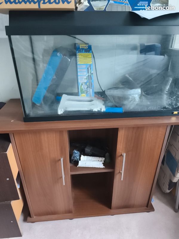 Aquarium (image 1)