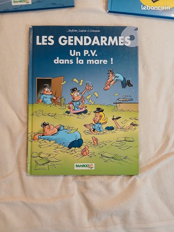 Les gendarmes 6 un P.V dans la mare (image 1)