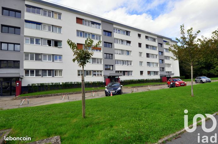 Appartement 7 pièces 103 m²