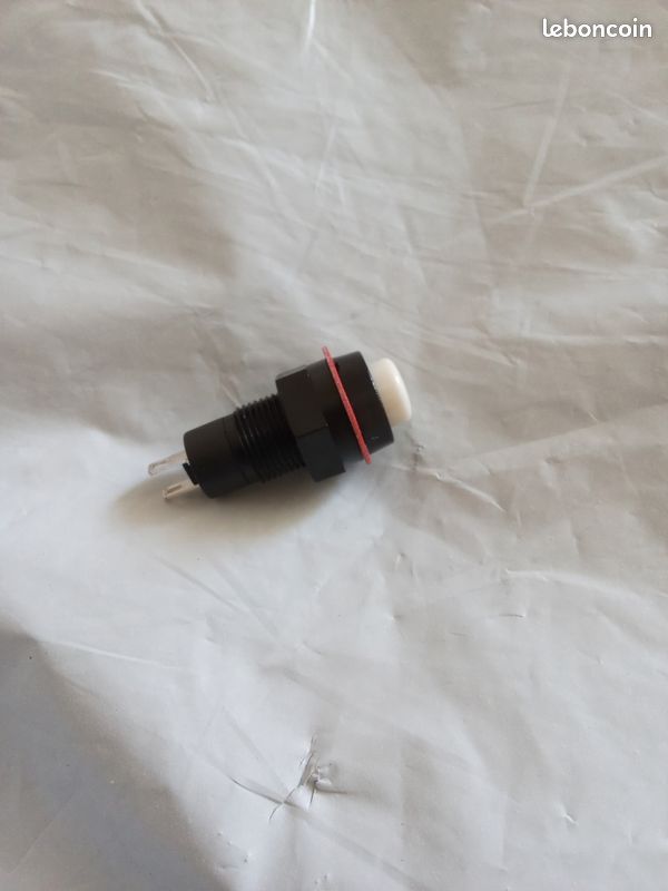 Bouton poussoir (image 4)