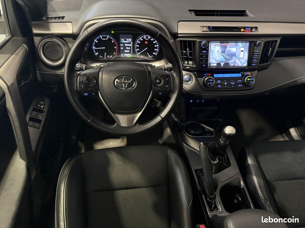 TOYOTA RAV 4 143 CH D-4D 4x2 Design Business - GARANTIE 12 MOIS (image 14)