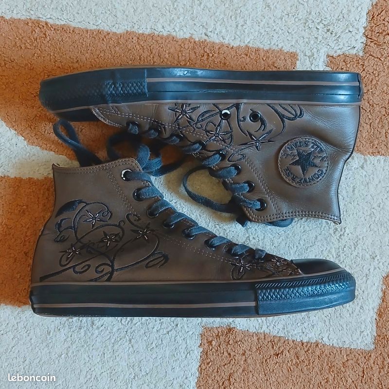 Converse Chuck Taylor All Star - Cuir Montantes Marron - Motifs Brodés | Pointure 41 (image 6)