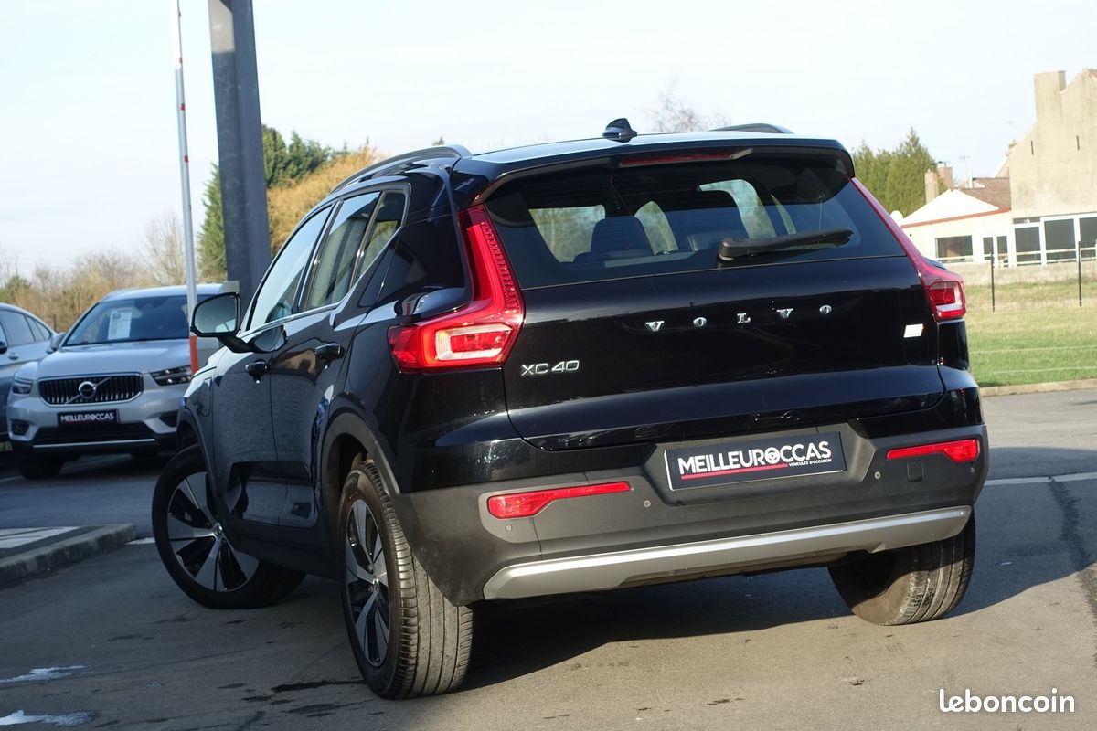 XC40 T4 Hybride Rechargeable Geartronic Inscription 211ch Cuir/Gps Europe/Carplay/Accès confort/Régulateur/Attelage/1*Main/Garantie 12 mois (image 3)