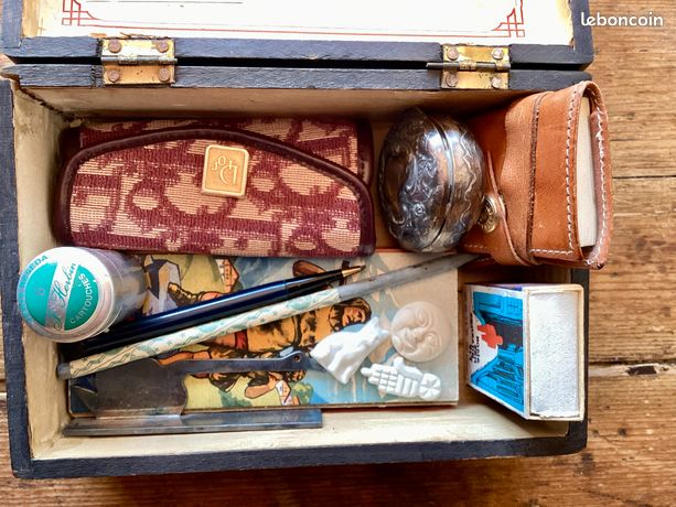 Ancien Porte-mine En Os Travaillé - Pièce Vintage Et Décorative Pour Collectionneurs