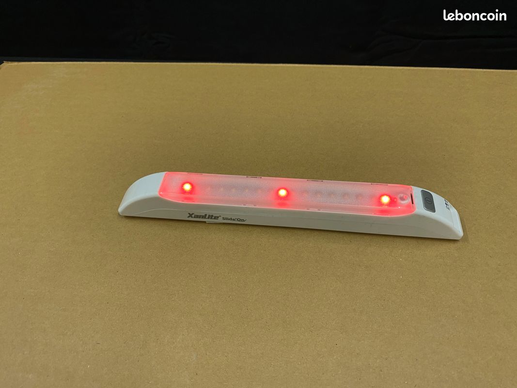 Petite lampe LED à piles (image 2)