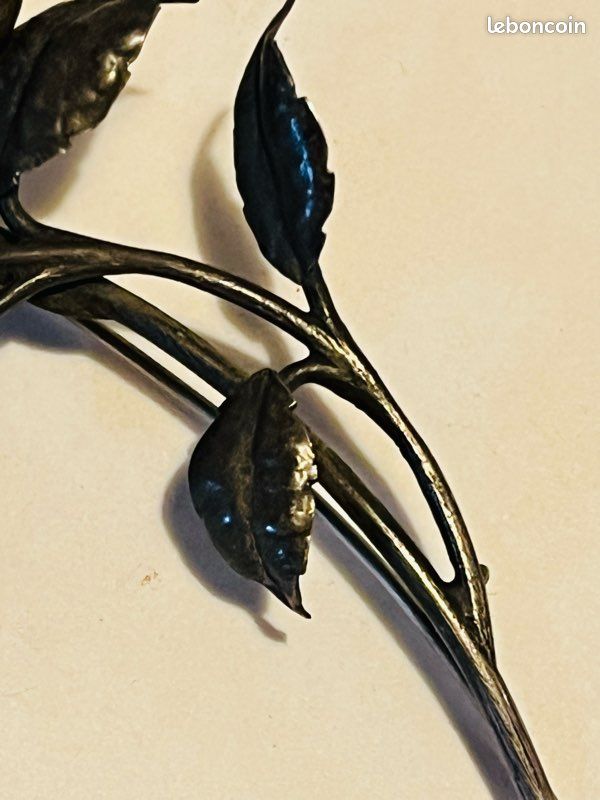 Broche Vintage à Fleurs Rose En Métal - Époque 1900, Diamètre 2,2 Cm, Bon état