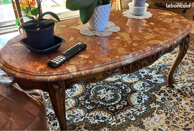 Table salon avec plateau marbre (image 2)