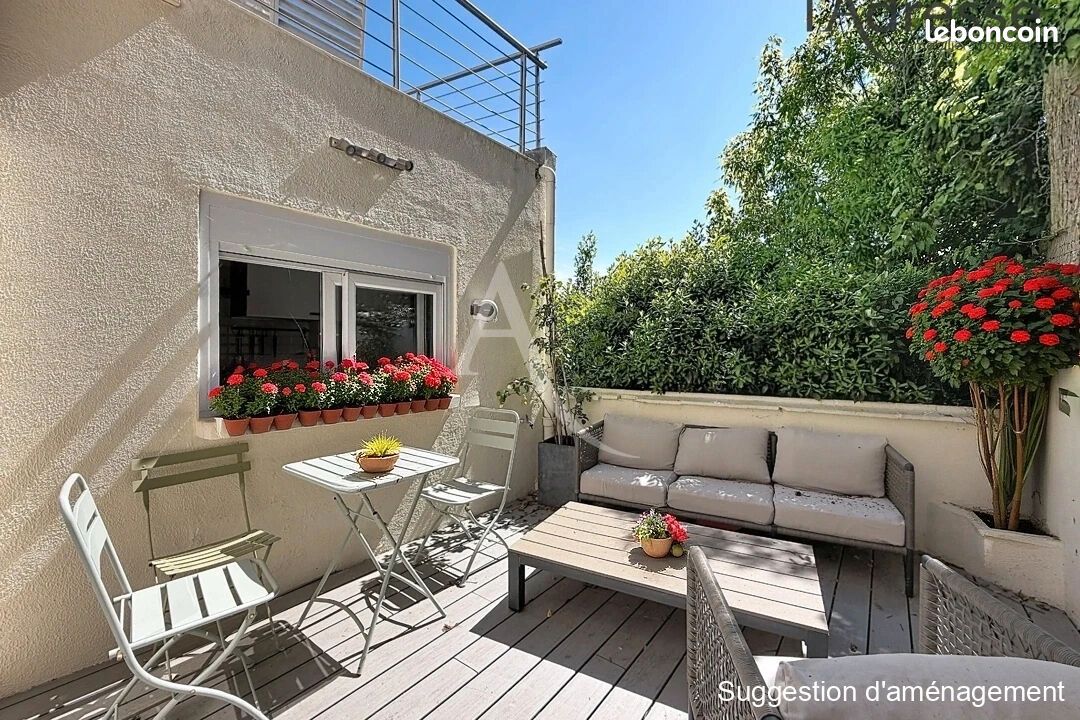Maison 6 pièces 160 m² · à Suresnes · 160 m² · 1 045 000 €