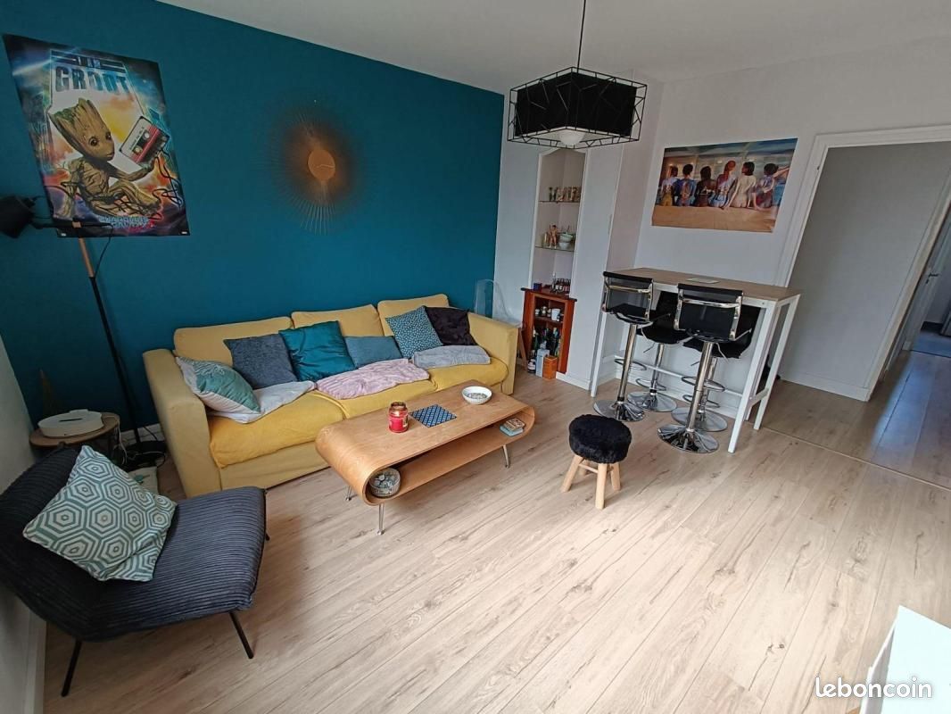 Appartement 1 pièce 65 m² · à Le Mans · 65 m² · 370 €