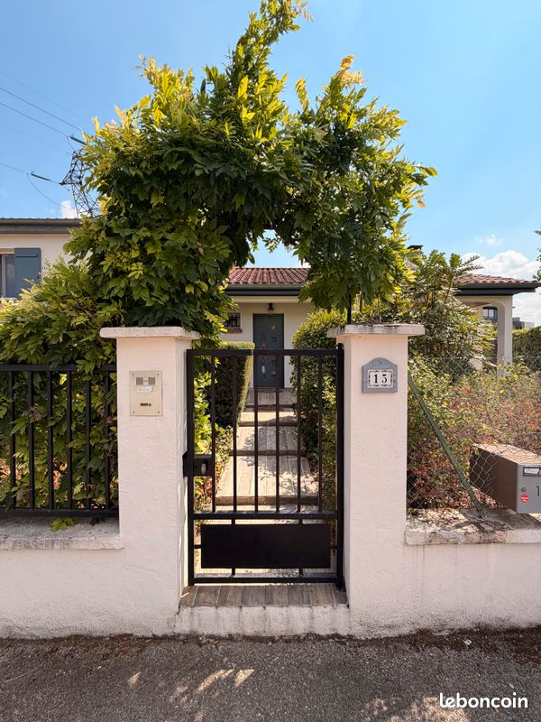 Maison 5 pièces 106 m² · à Oullins-Pierre-Bénite · 106 m² · 460 000 €