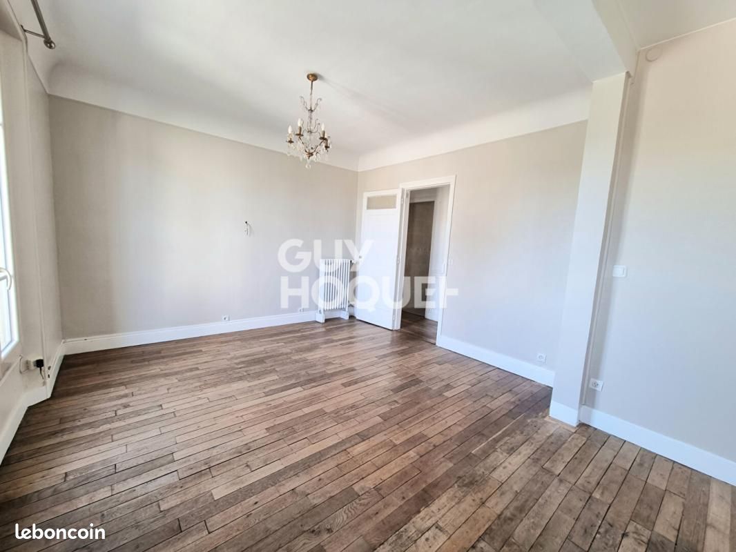 Appartement 3 pièces 56 m² · à Dreux · 56 m² · 720 €