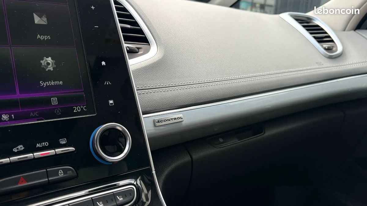 Renault Espace 2.0 dCi 200ch Initiale Paris - 7 places - Toit ouvrant - Sièges chauffants ventilés massants - Apple CarPlay - Régulateur adaptatif - Caméra de recul (image 20)