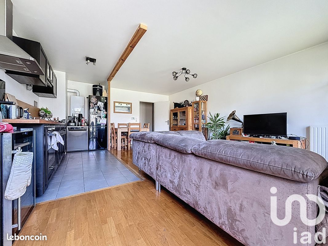 Appartement a louer  - 3 pièce(s) - 72 m2 - Surfyn