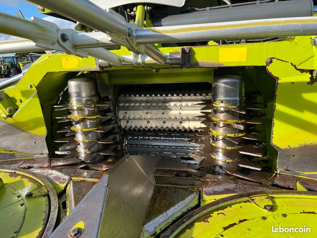 Claas ORBIS 750 3T (image 9)
