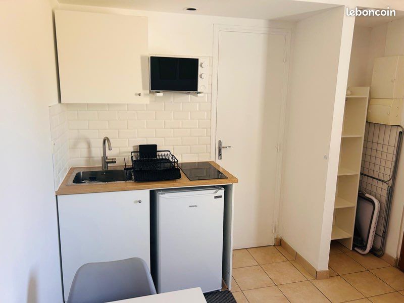 Appartement 1 pièce 18 m² · à Saint-Jean-le-Blanc · 18 m² · 550 €