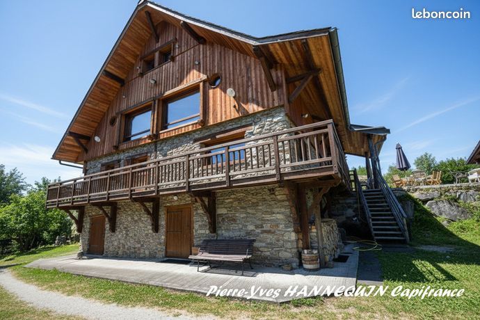 Chalet 7 pièces 217 m²