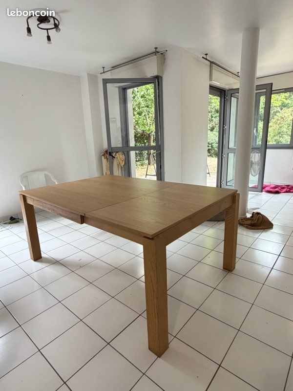 Belle table carrée Maison du Monde (image 3)