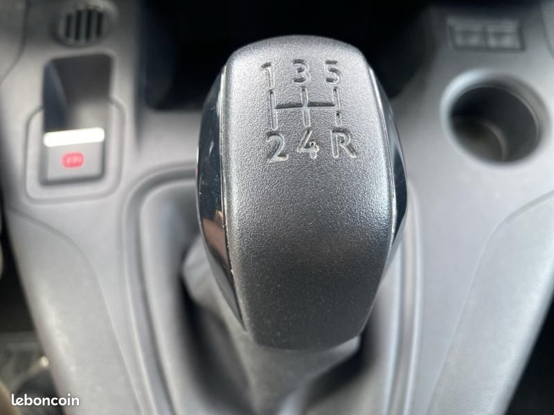 Citroen Berlingo Van M 650kg BlueHDi 100 S&S Driver BVM5 / 11658 HT (image 21)