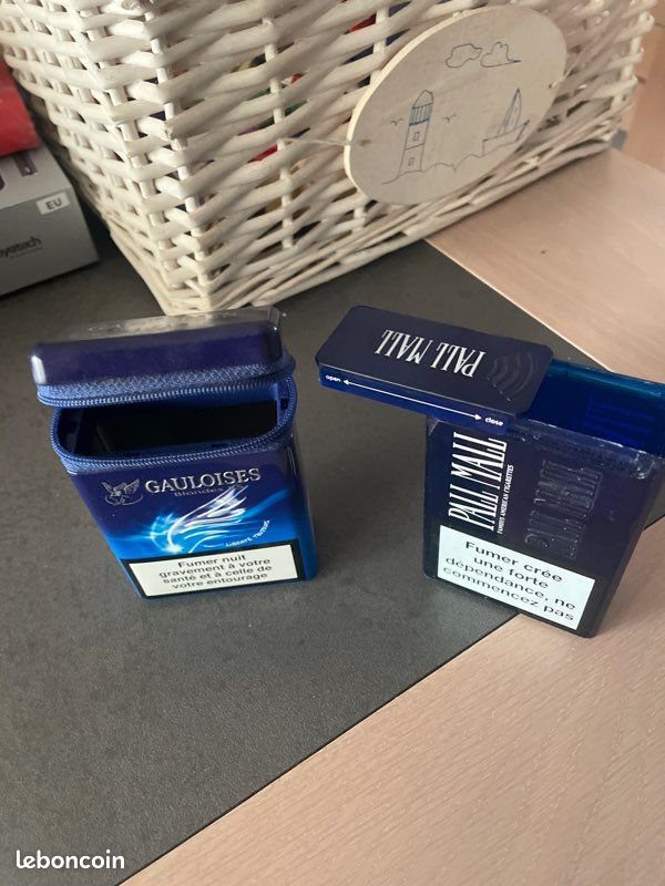 Boîtes à cigarettes vintage (image 2)