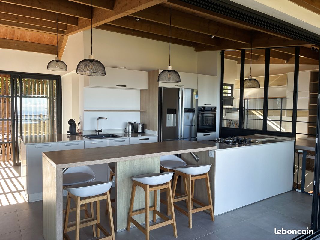 Maison 5 pièces 131 m² · à Saint-Leu · 131 m² · 2 530 €
