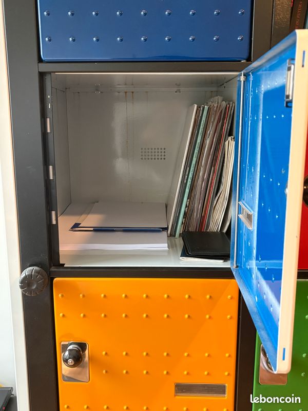 Armoire d'école vintage en métal (image 5)