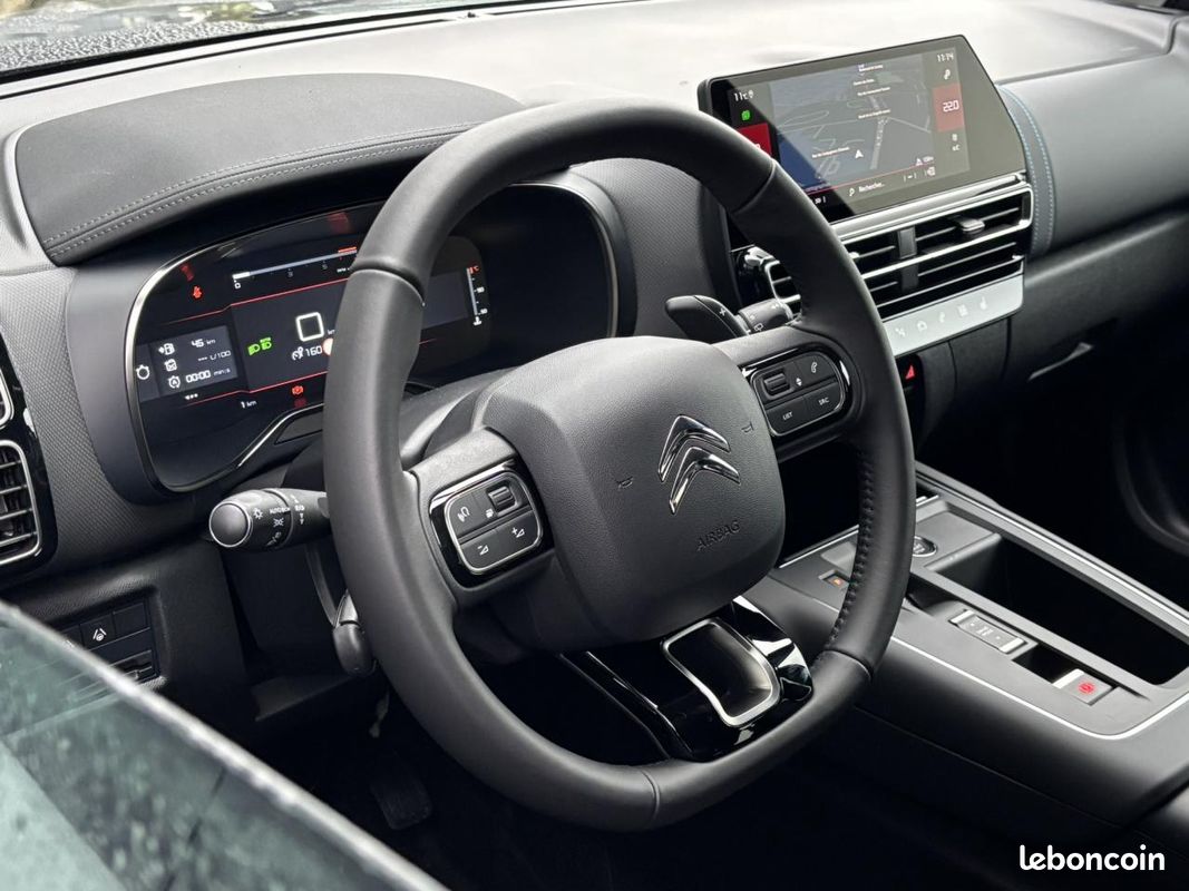 CITROEN C5 AIRCROSS 1.5 BlueHDI 130 EAT8 Max avec Hayon electrique et Ambiance Urban Black (image 7)