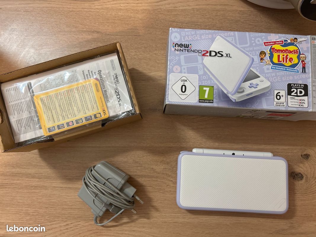 New Nintendo 2DS XL Tomodachi Life édition Consoles