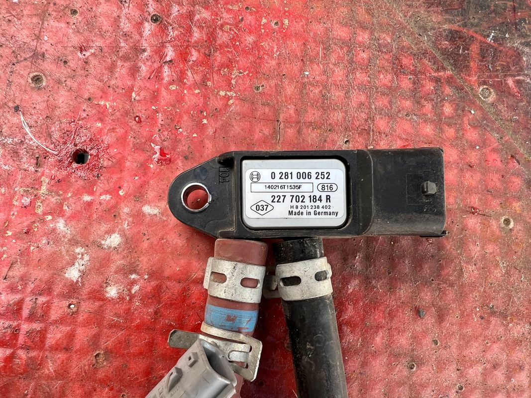 SONDE LAMBDA Capteur De Pression Pot D'Échappement RENAULT 1.5 dCi -  Équipement auto