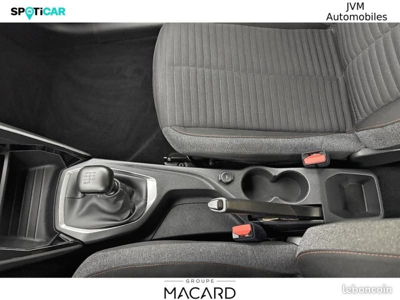Peugeot 208 1.2 PureTech 100ch S&S Active (image 34)
