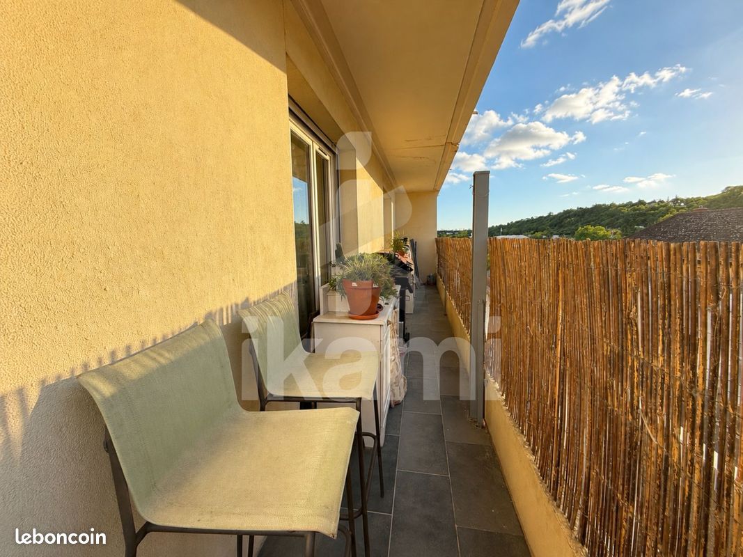 Appartement 3 pièces 107 m² · à Feyzin · 107 m² · 190 000 €