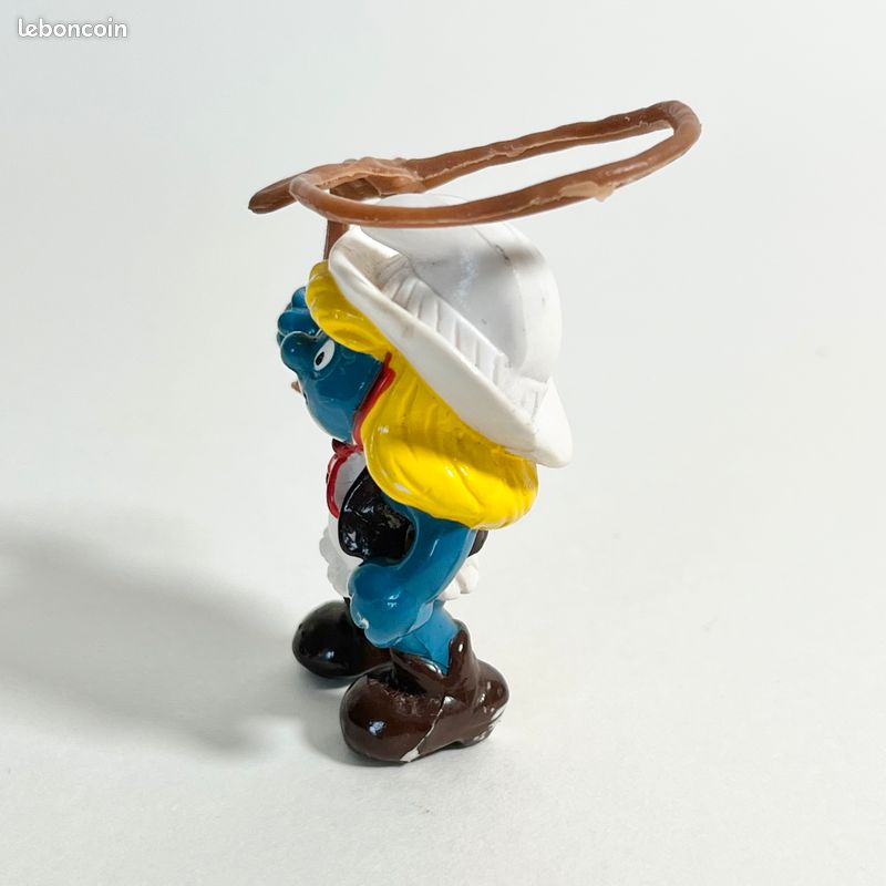 Figurine SCHTROUMPF SCHLEICH PORTUGAL - SCHTROUMPFETTE effrayée