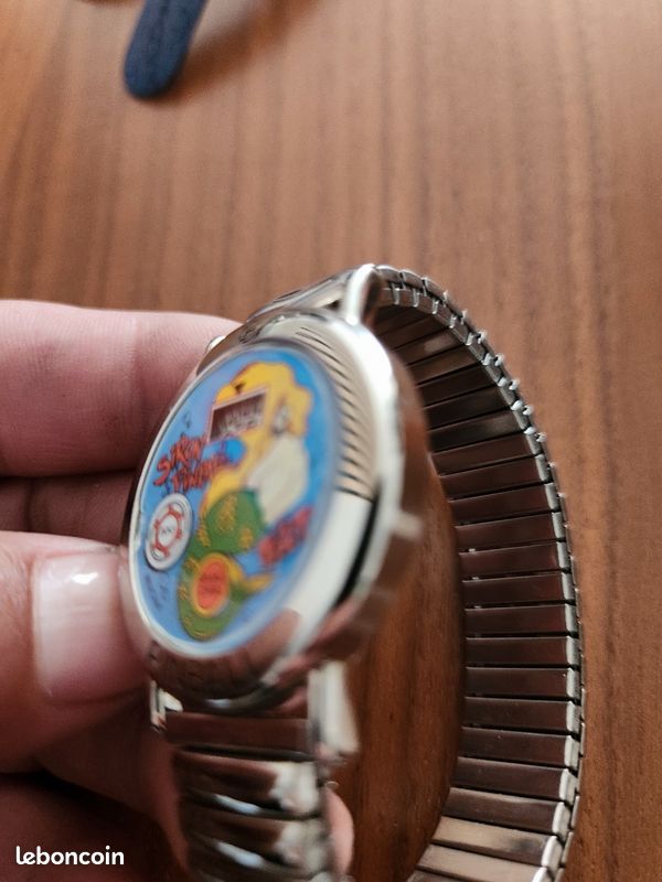 Montre vintage beuchat neuf pinball avec petit pète sur la vitre (image 3)