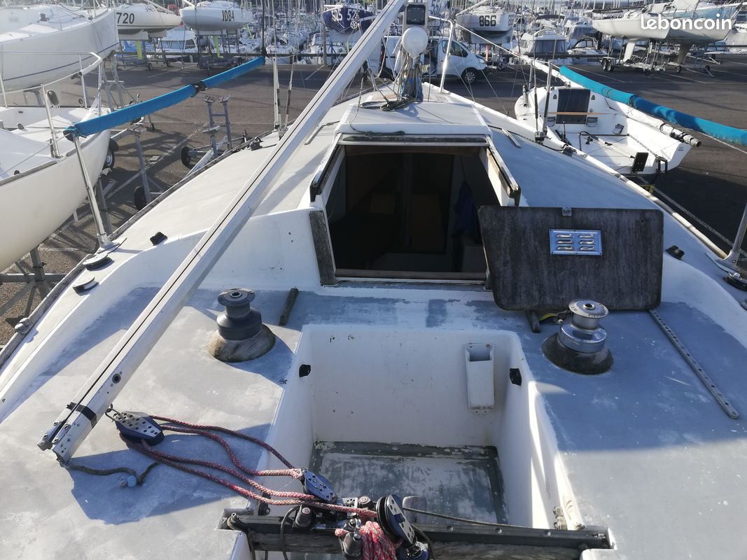 J 24 — View photo 1