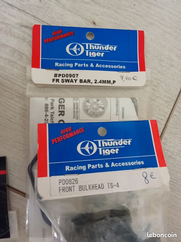 Jeu De Joints Thunder Tiger PN0284 Pour Moteur F-75S - Neuf Sous Blister