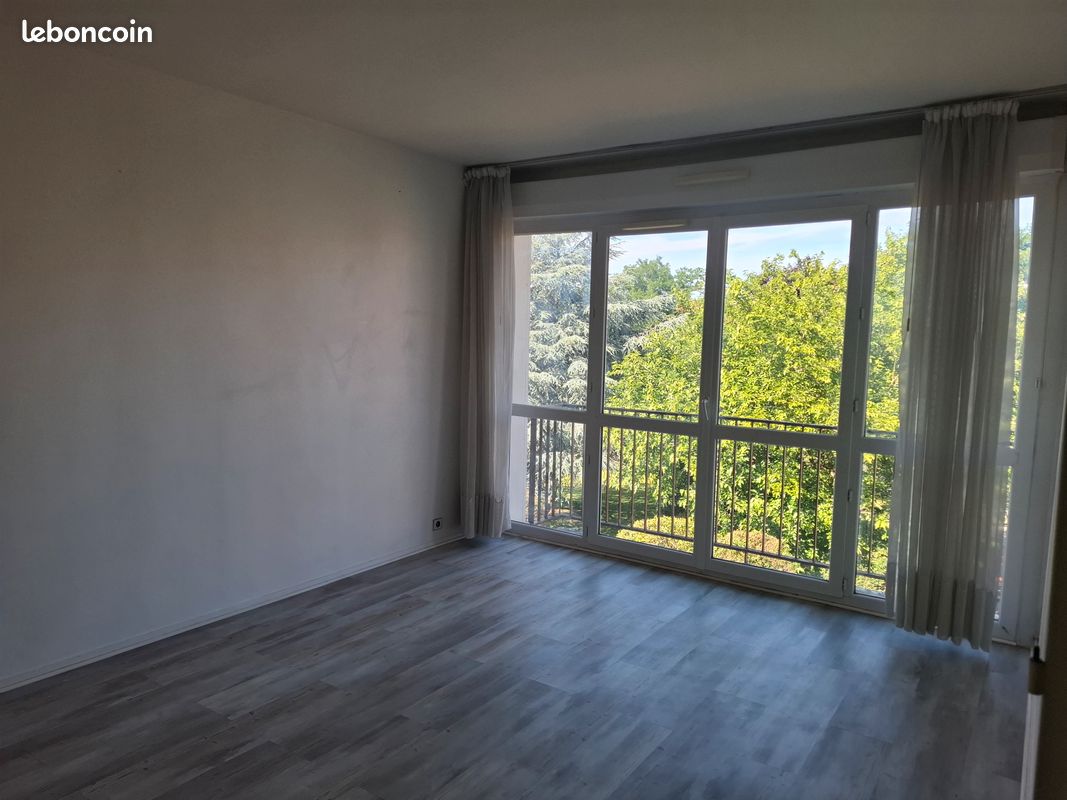 Appartement 3 pièces 63 m² · à Écouen · 62,6 m² · 174 000 €