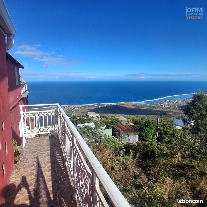 Appartement 2 pièces 65 m² · aux Trois-Bassins · 65 m² · 697 €/mois