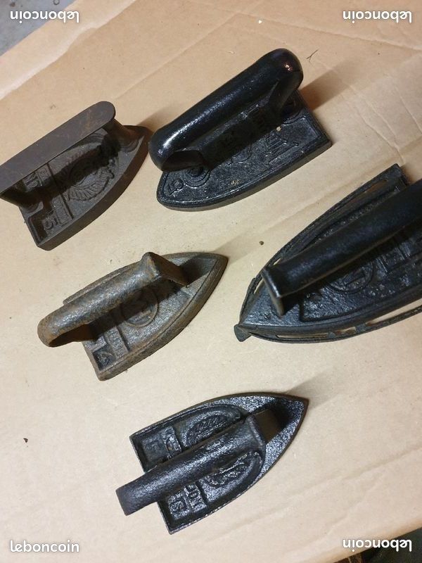 Lot de 10 fers à repasser en fonte anciens vintage (image 4)