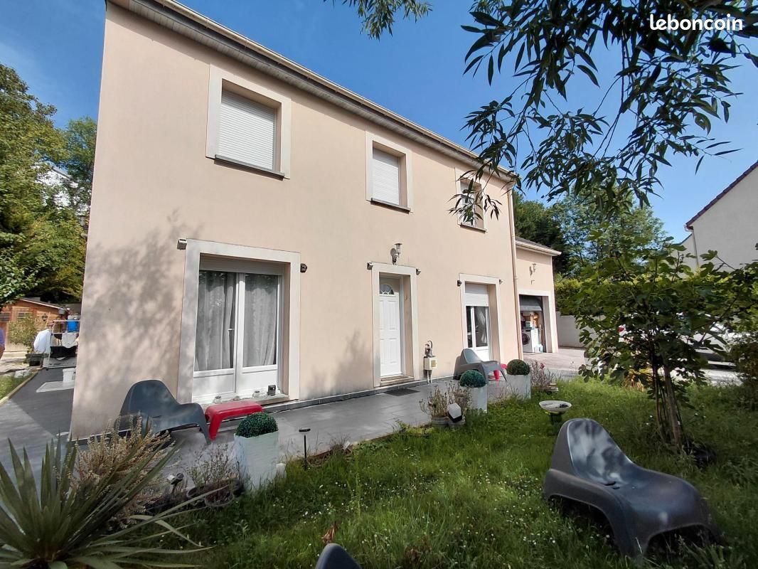Maison 7 pièces 144 m² · à Nemours · 144 m² · 314 900 €