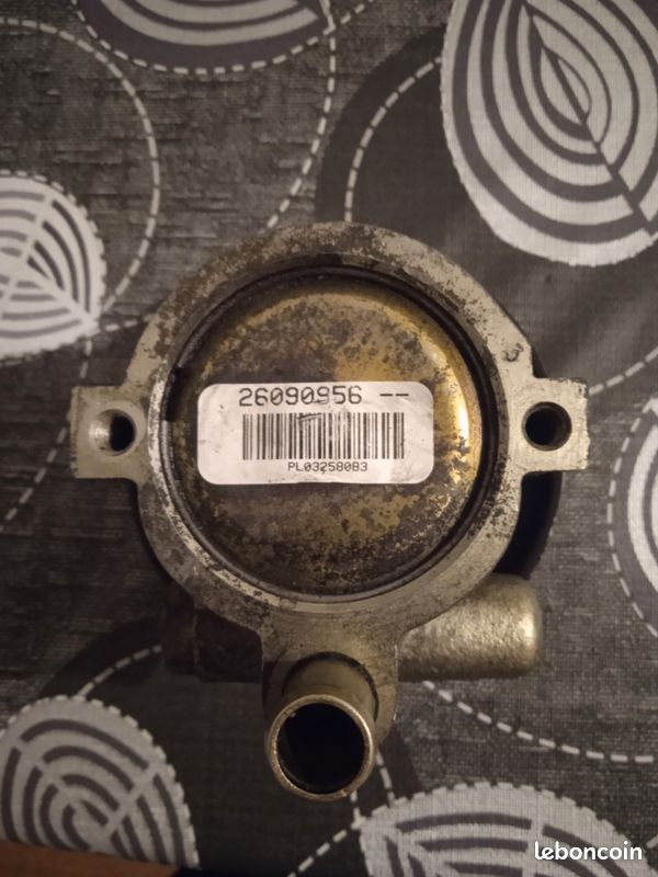 Pompe de direction assistée Renault (image 2)