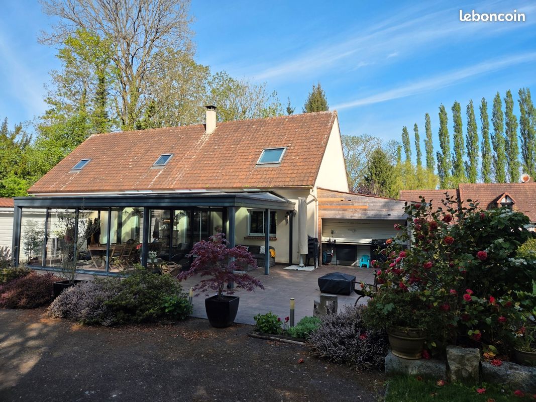Maison 6 pièces 170 m² · à Quincampoix · 170 m² · 560 000 €