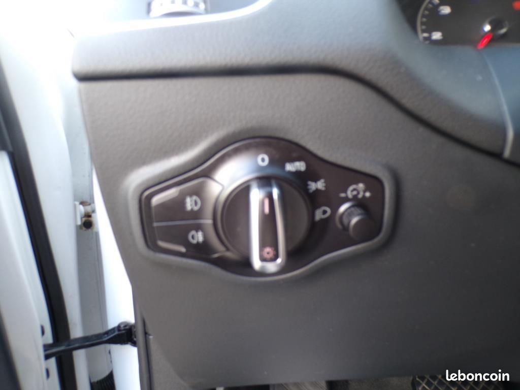 Audi Q5 2.0 TDI QUATTRO S-TRONIC 190cv AMBIENTE 1ère main (image 24)