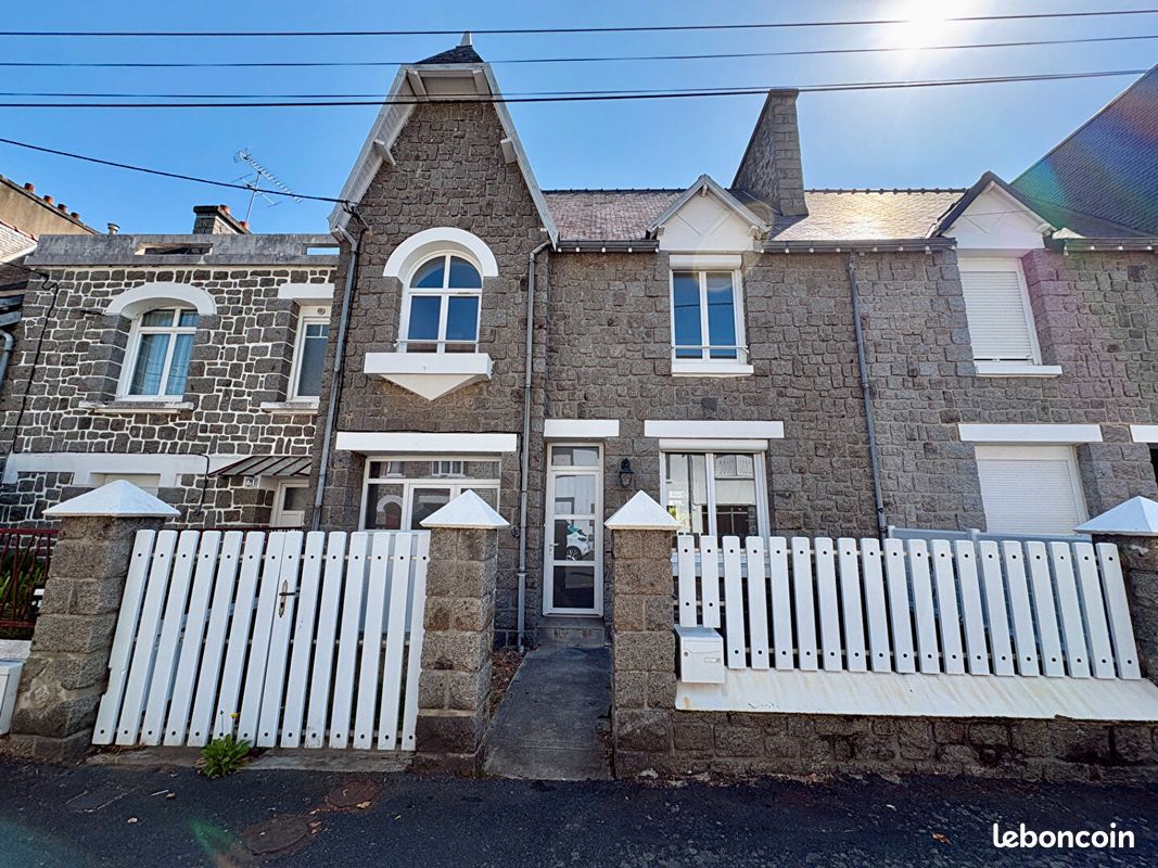 Maison 4 pièces 92 m² · à Saint-Brieuc · 92 m² · 978 €/mois